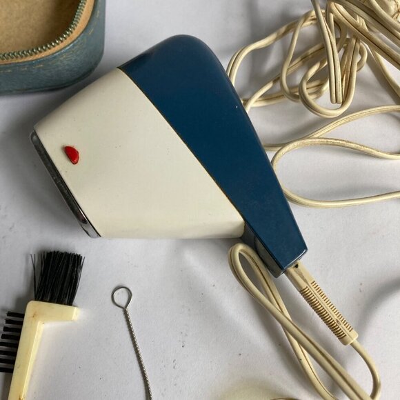 Vintage Norelco Speedshaver Razor Shaver HP1124 w/Case & Papers - Picture 2 of 12